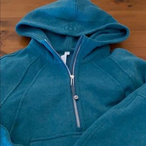 Lululemon cropped sweatshirt